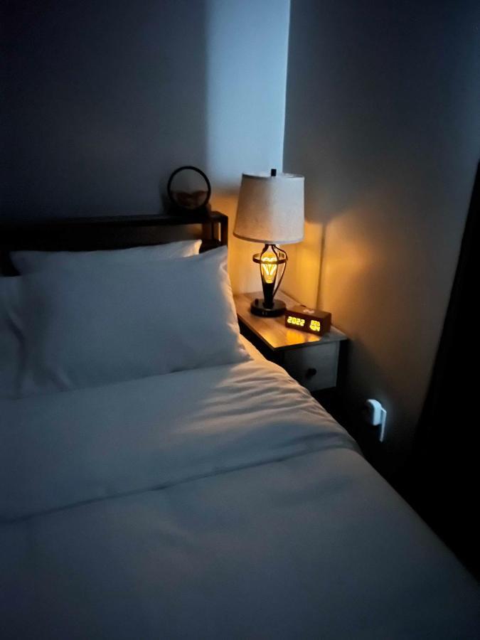Hometel Premium Guest Suite W/ Private Entrance Ypsilanti Exteriér fotografie